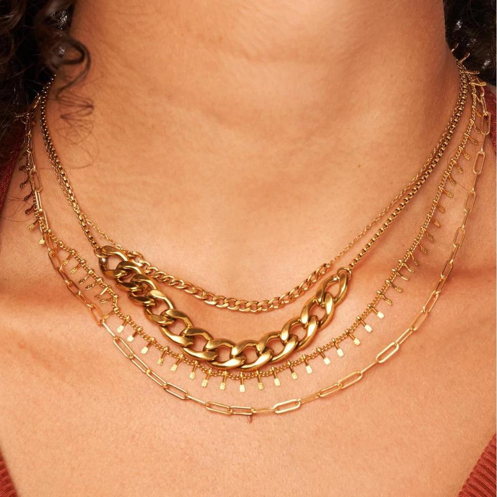 Autumn/Winter Stainless Steel Necklace: Women's Hip-Hop Light Luxury Niche Sweater Chain, Trendy European & American Design.