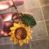Handmade Crochet Sunflower Keychain With Green Leaf Charm For Backpack Decor Daily Use Gift For Sunflower Fans