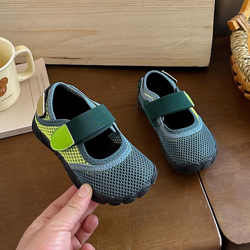 

[Summer Mesh Breathable Sports Sandals for Kids Lightweight Casual Soft Sole Toddler Shoes Boys Girls] size 37 зелений