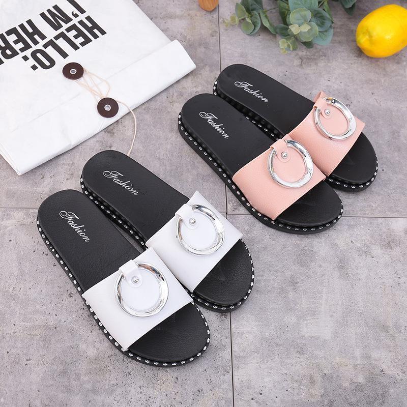 Luxurious Summer Outdoor Sandals Sexy Women Beach Flat Sandal Shoes In Classic Style