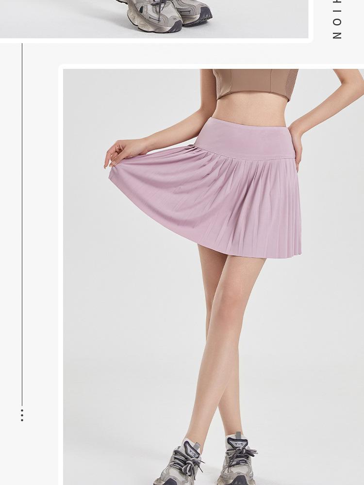 Women's Plus Size Quick-Dry Pleated White Tennis Skirt with Anti-Exposure Shorts