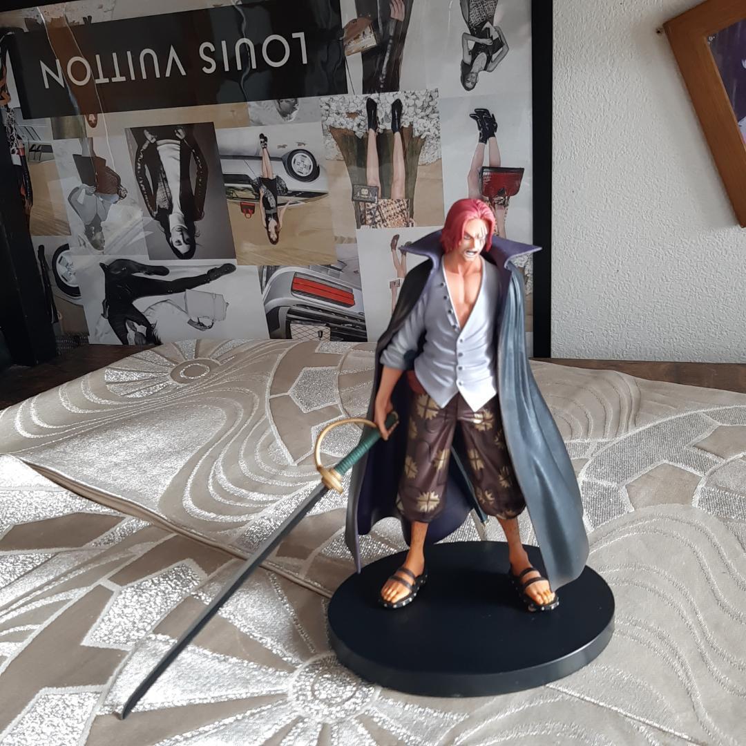 

[Б/У] One Piece Шанкс DX Фигурка THE GRANDLINE MEN