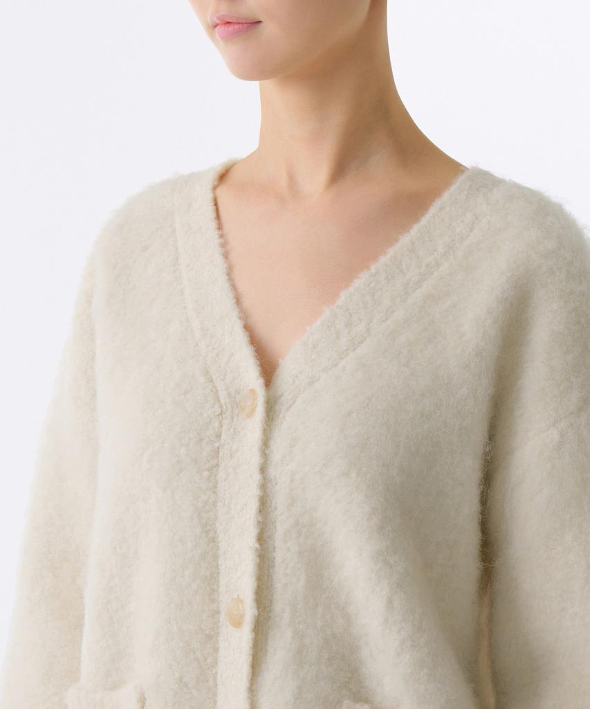 Musinsa Standard Woman Women'S Hairy Oversized Cardigan [Cream]