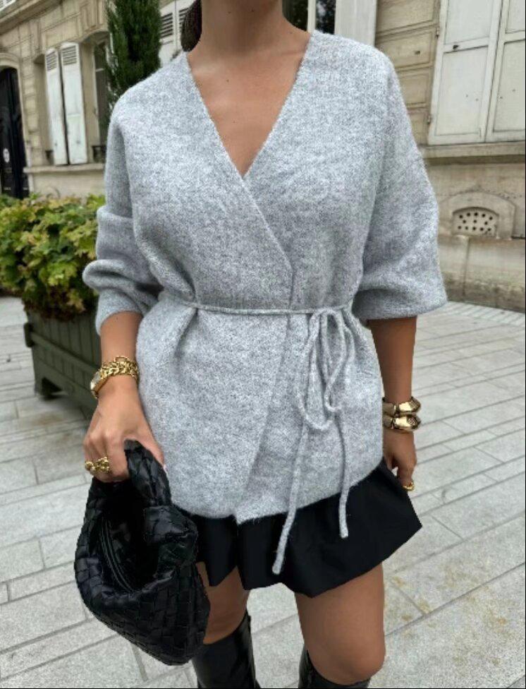 2025 Spring Women's V-neck Long-Sleeved Tie-Up Cardigan Sweater: European & American Street Fashion