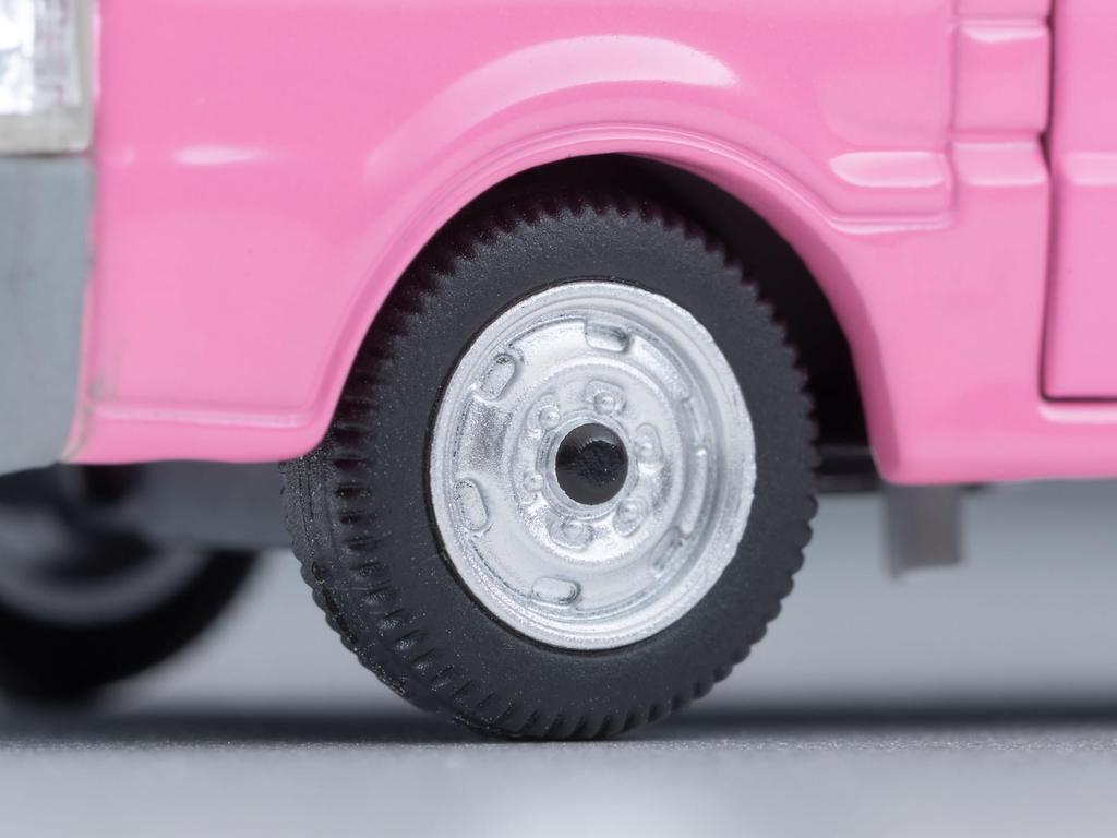 Tomytec Tomica Limited Vintage Neo Scale Mazda Bongo Brawny Van Finished Model 336129 1/64 LV-N310c (White Express)