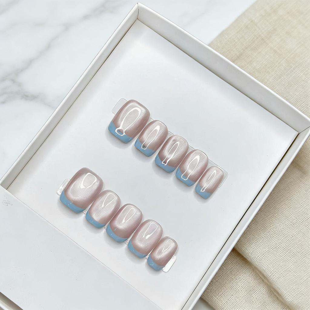 10Pcs Blue Cat Eye Nude Short Press On Nails Handmade Full Coverage False Nail Tips For Women And Girls