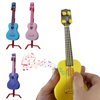Miniaturní model hudebního nástroje Miniaturní kytara Ukulele Guzheng Hračka se stojanem pro příslušenství pro domeček pro panenky Domácí dekorace