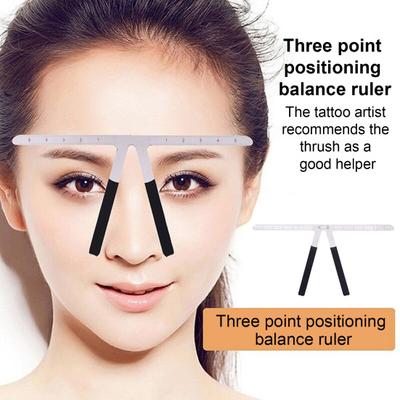 Instrumente pentru machiaj și accesorii – Șabloane pentru sprâncene și machiaj pentru ochi