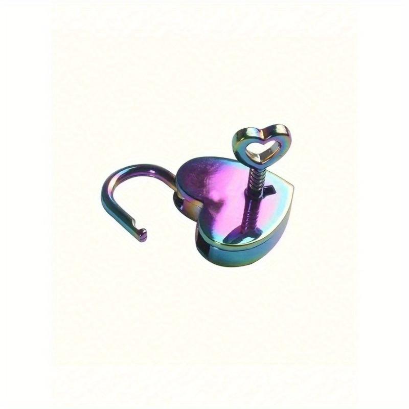 A Small Heart-Shaped Padlock Set With A Key - Metal Heart-Shaped Lock, Suitable For Suitcases, Laptops, Drawers, Wallets