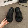 Thick-bottomed cool slippers for women's summer outer wear 2025 new models with skirts, fashionable super fire, casual, stepping on shit, beach one-