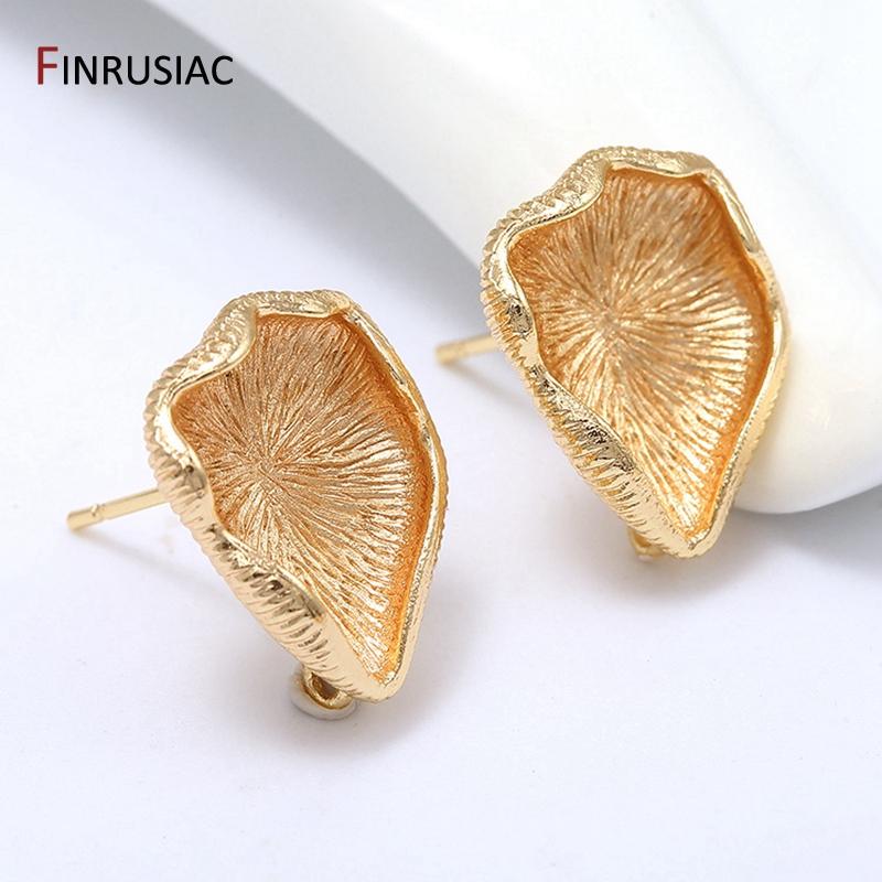 

2020 New Designer 14K Gold Plated Post Earrings for Women s Fashion Statement Golden Punk Charm Earrings Party Jewelry 1 Pair