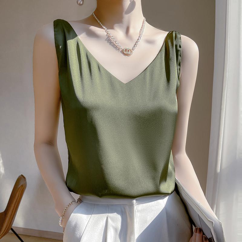 Simulation Silk Sling Vest, Women's Inner Suit, Black and White Bottomed Satin, Mulberry Silk Acetic Acid Top, Summer V-neck