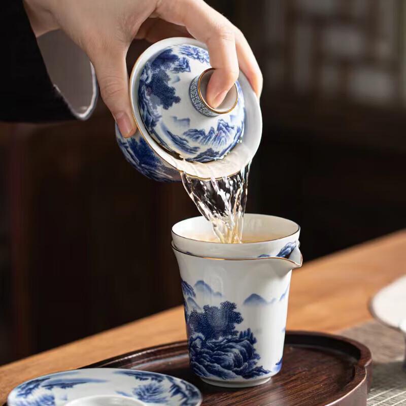 Pinjian Blue & White Ceramic Gongfu Tea Set (1 Pot, 8 Cups)