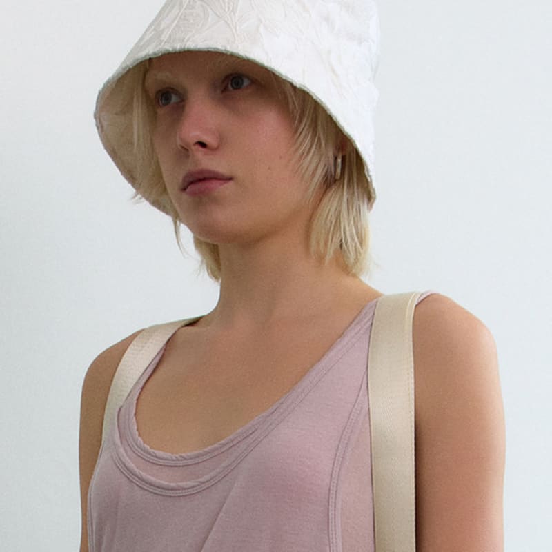 

UNDERCONTROL studio STAND BUCKET / FLOWER PATCH / SATIN CREAM FREE