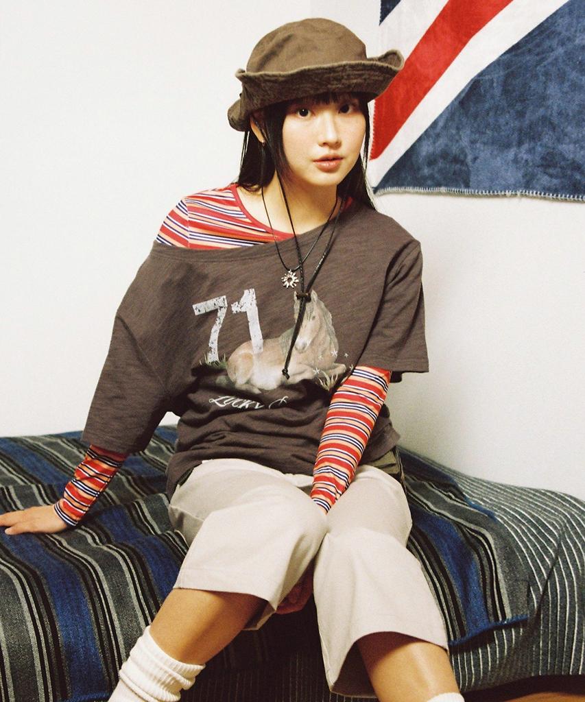 CAVISH Lucky Pony Club Ss Tee Charcoal(Cv2Gmft502A)