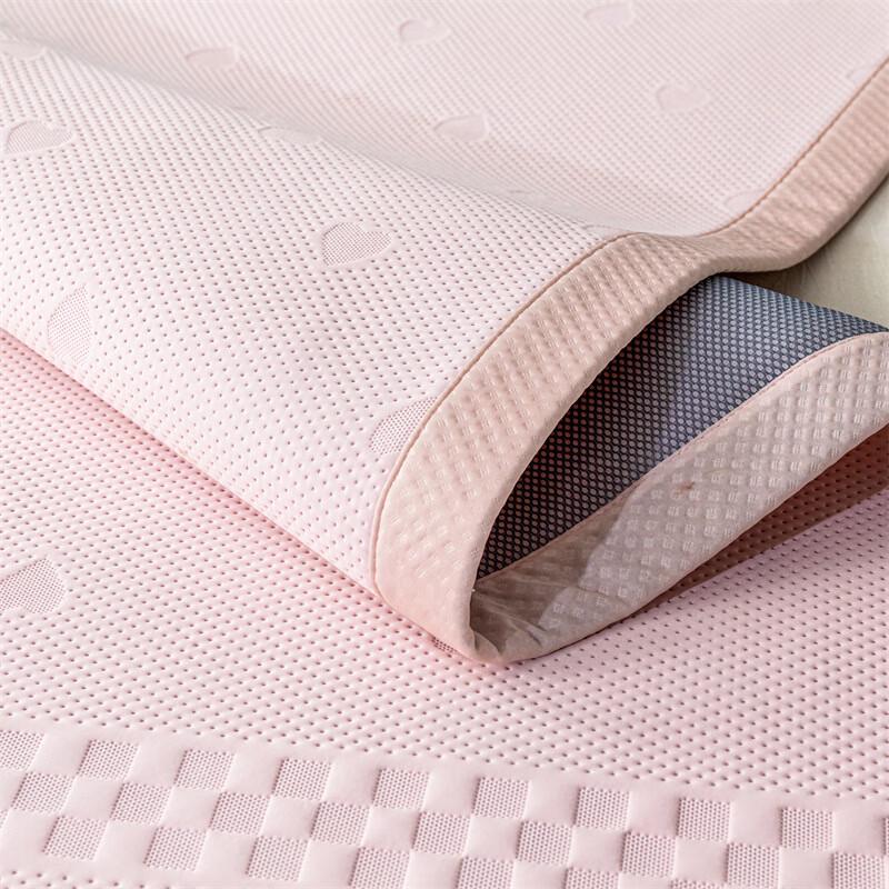 Xin Xiang Yin Ice Silk Cooling Mat Set with Ice Dot Texture