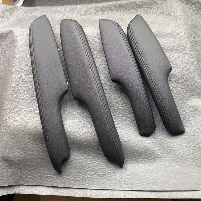 Eighth Gen Civic (06-11) Door Armrest Trim - Black Beige Leather