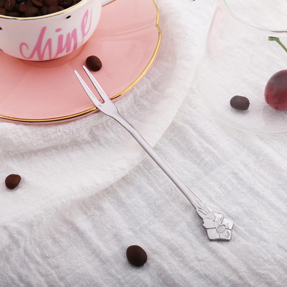 

6 шт./набор милых мультяшных принцесс из нержавеющей стали для десерта фруктовые вилки с держателем набор мини-салатов фруктовые вилки столовые приборы