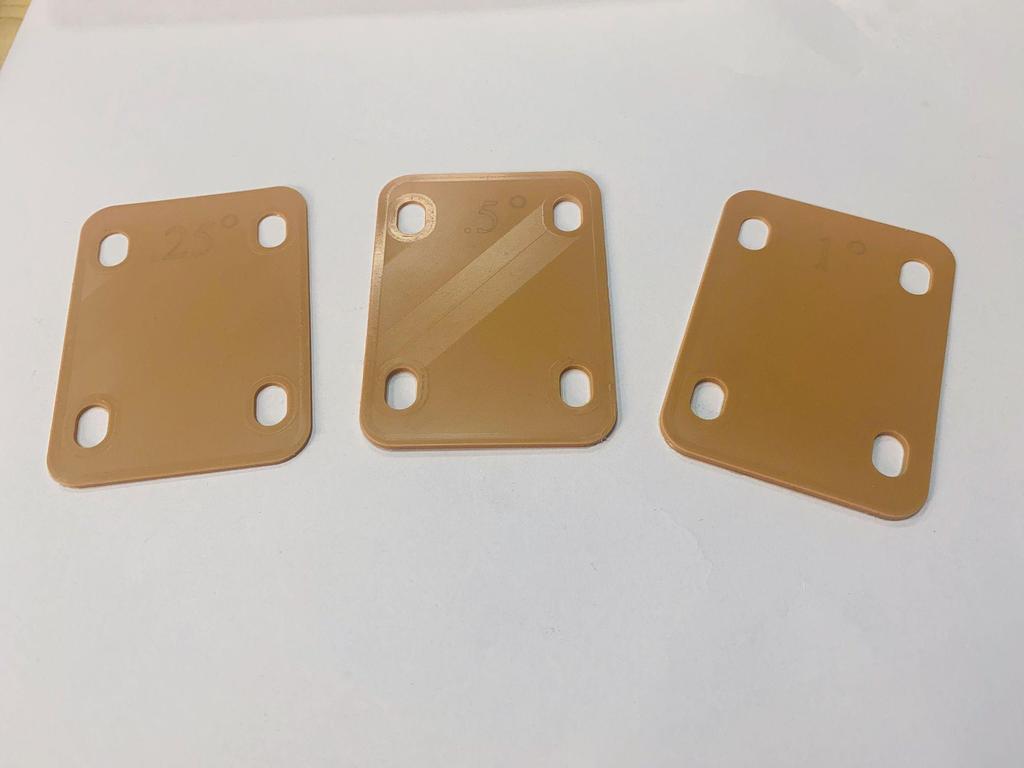 Verstellbarer Gitarrenhalswinkel Kunststoff-Shim