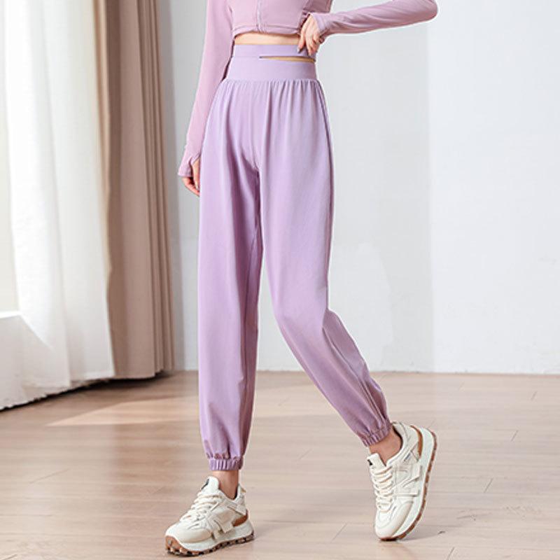 

Женский быстросохнущий комплект для йоги и бега: Солнцезащитная куртка и повседневные брюки S