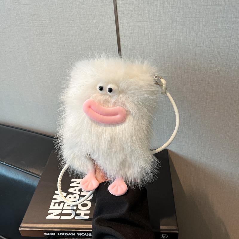 Plush bag women's autumn and winter 2025 new versatile casual shoulder messenger bag cartoon cute casual plush bag