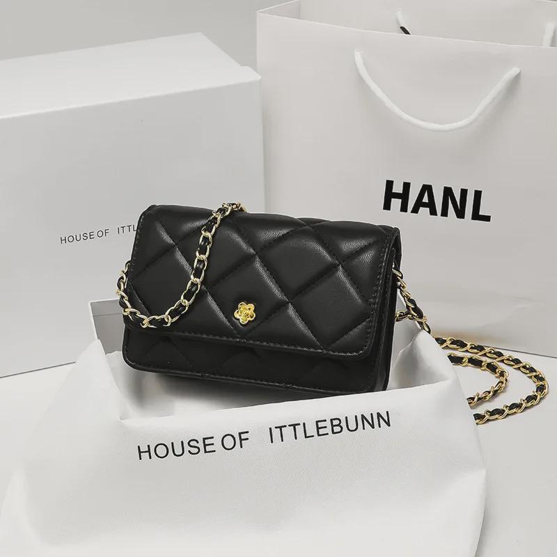 Diamond-Shaped Camellia Sheepskin Chain Shoulder Bag