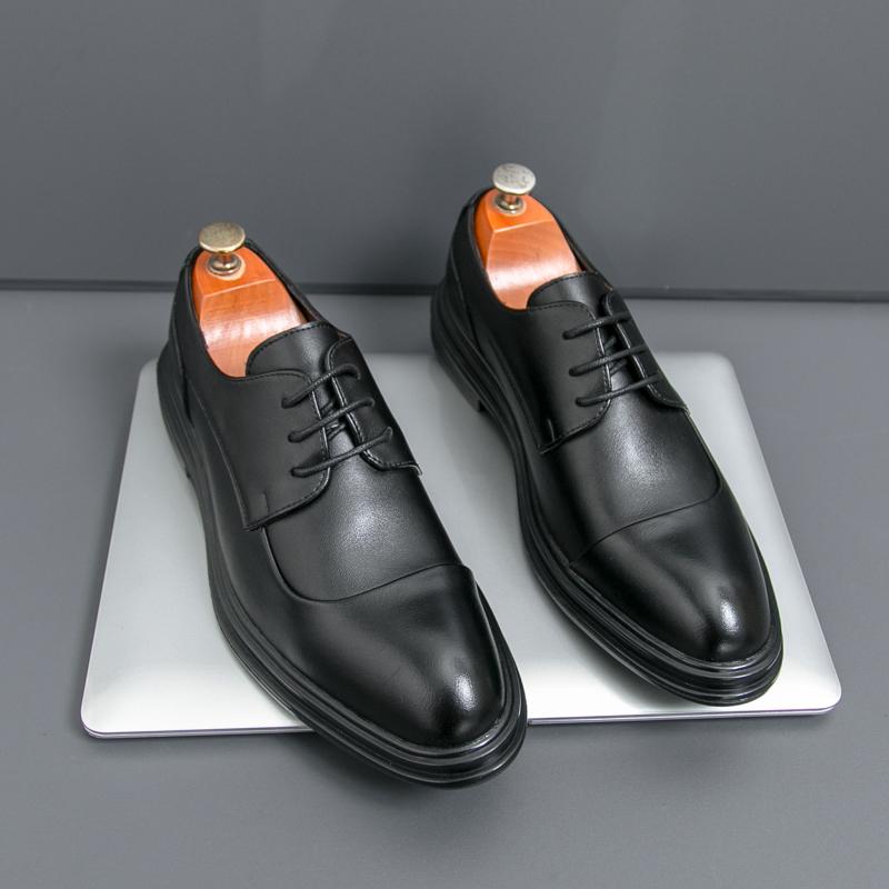 Fashion Classic Brand Men's Banquet Dress Shoes Pointed Trendy Brogue shoes Versatile Retro Brown Men's Leather Business Shoes Commuting