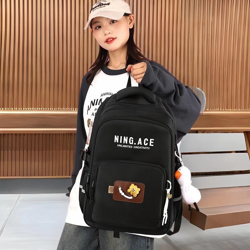 Student burden reduction Large capacity Middle school student Junior high school student schoolbag Female high school student Girl primary