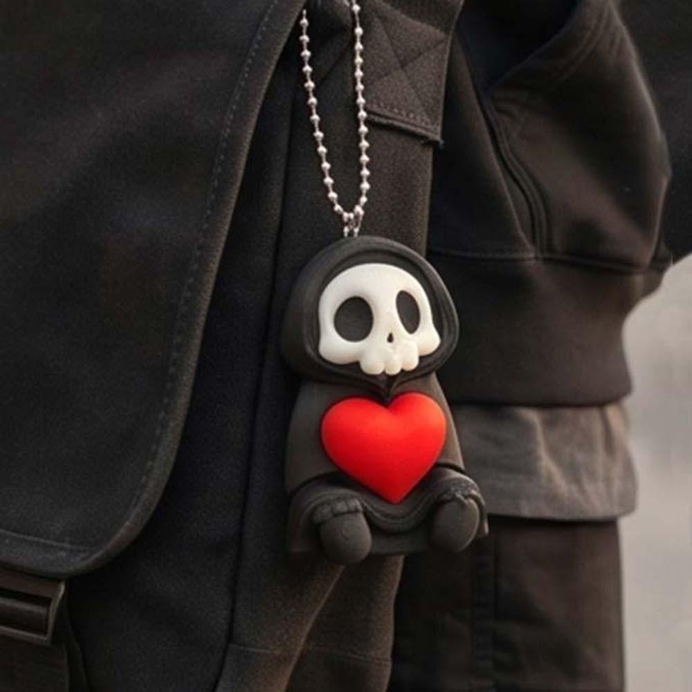 Miniature Skeleton Keychain Black 3D Printed Statue Love Heart Ornament Halloween Pendant Backpack