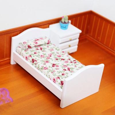 1/12 Dollhouse Miniature Wooden Bed With Pillow Dollhouse Bedroom Furniture