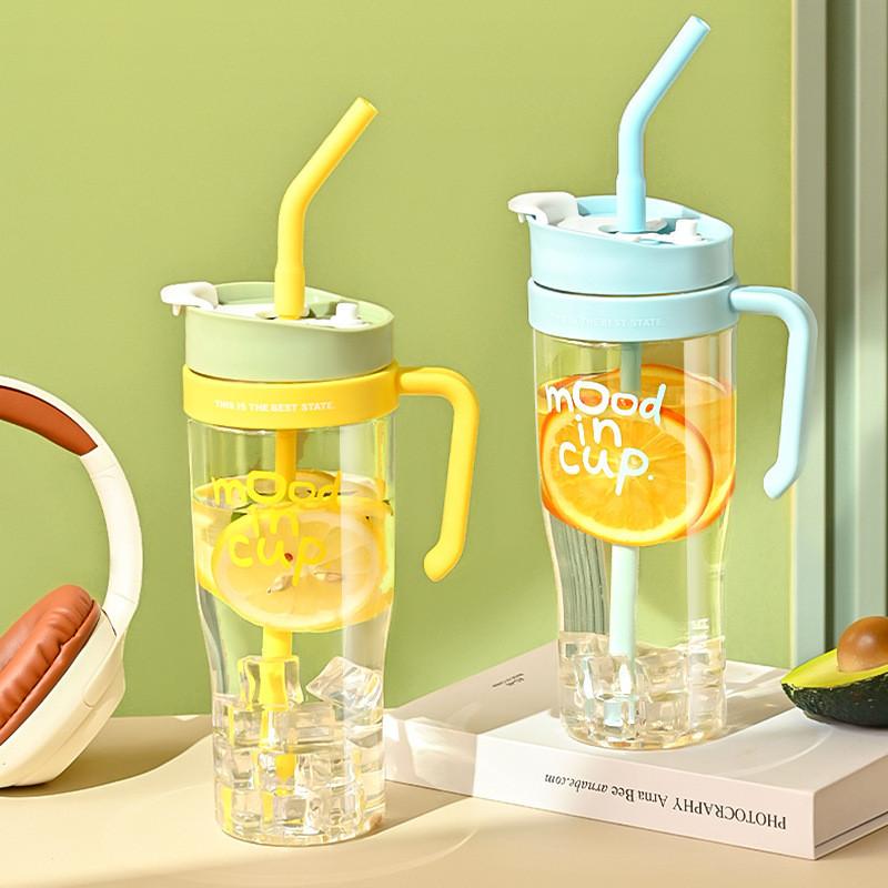 Plastic Water Bottle 1200ml Large Capacity With Transparent Straw For Sports And Travel Use