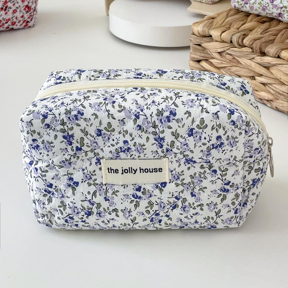 Cute Floral Quilted Makeup Storage Bag Multifunctional Large Capacity Toiletry Pouch Cosmetic Organizer Pouch Travel