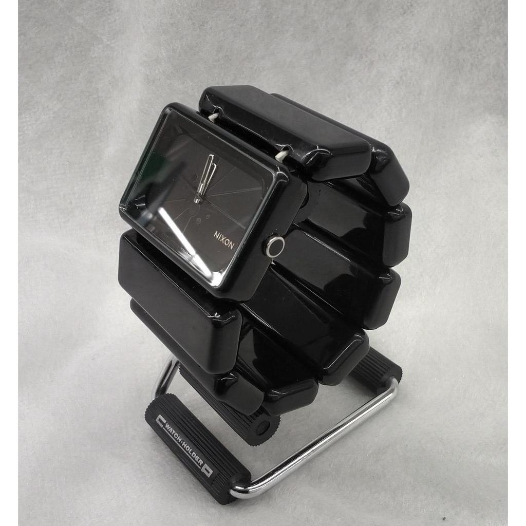 Used NIXON VEGA Quartz