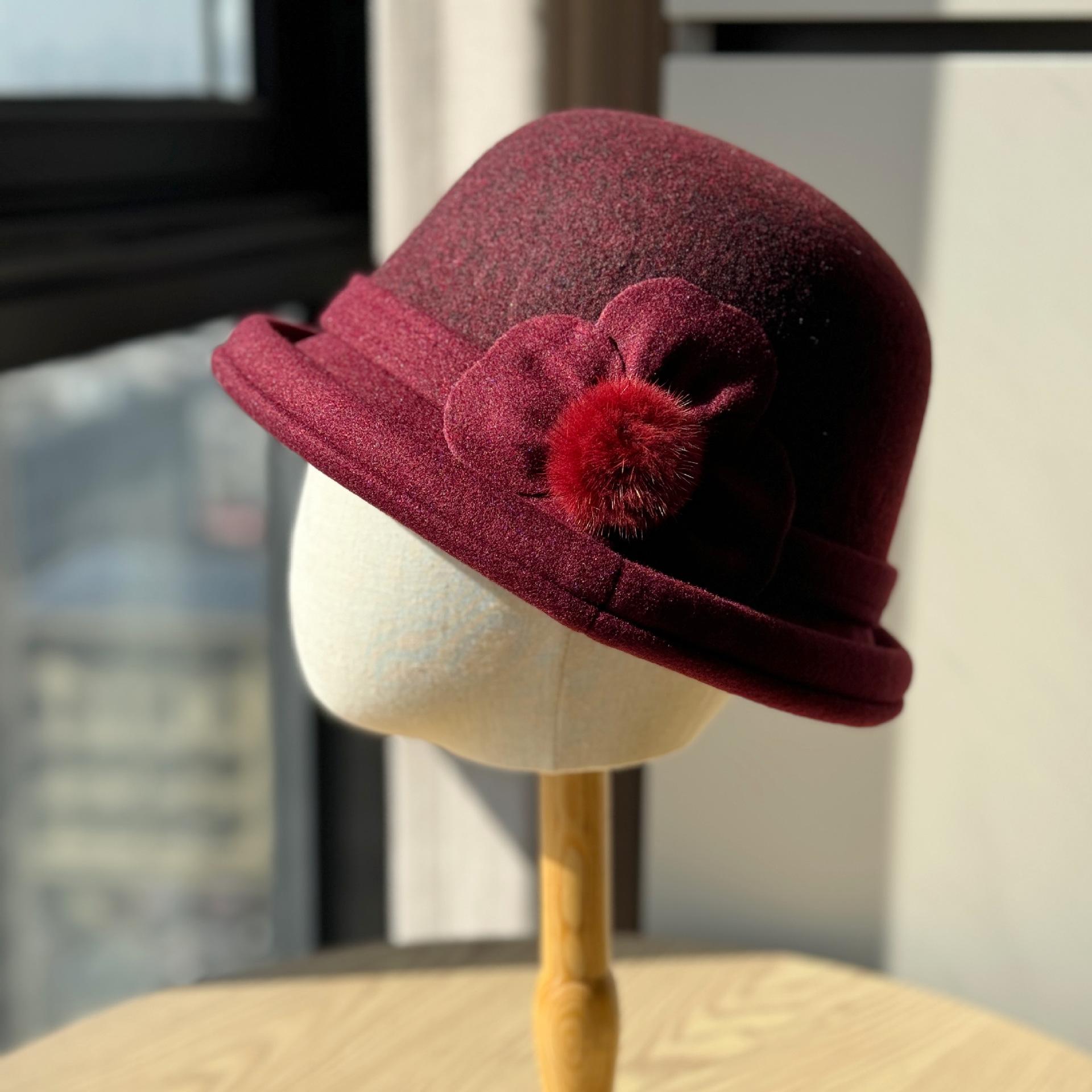 

Winter hats for middle-aged and elderly women, new stylish and versatile warm woolen bucket hats with fleece lining for elderly ladies and mothers Adult54-60Adjustable вина червоного кольору