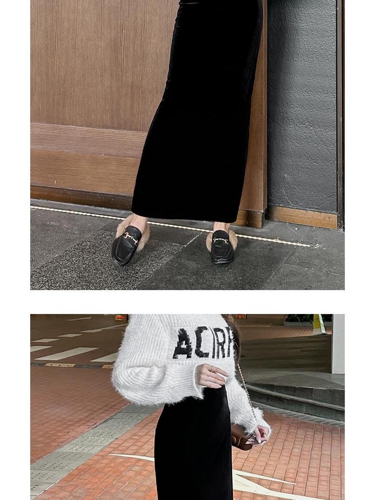Golden Velvet High-Waist Slit Skirt: Retro Slimming Drape for Women, Spring-Autumn 2026