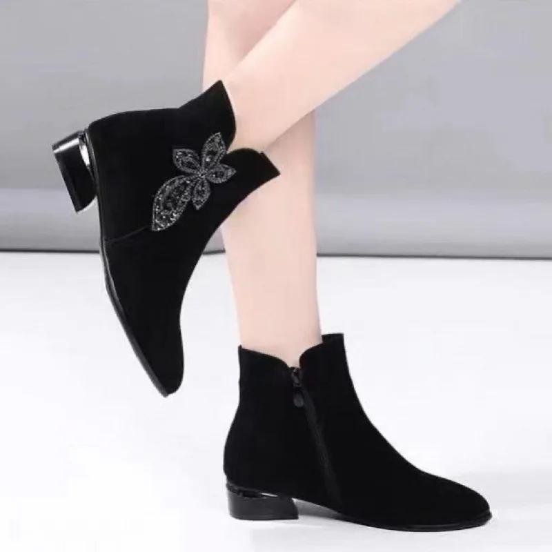 Fashion Autumn/Winter New Women's Short Boots Fleece-Lined Low Heel Frosted Leather Fashionable Versatile Mom Short Tube Boots