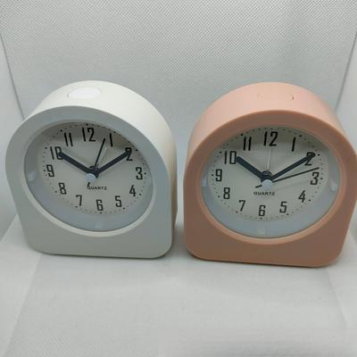 Domácí hodiny – Stolní hodiny a budíky