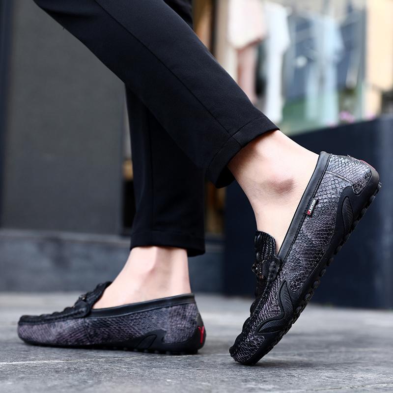 Tassel Loafers Men Genuine Leather Flat Casual Shoes Slip -On Drive Shoes Sandals Black Soft Outdoor Moccasins Crocodile Pattern