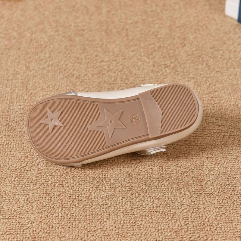 Spring New Korean Style Fashionable and Comfortable Soft Sole Girls Casual Leather Shoes