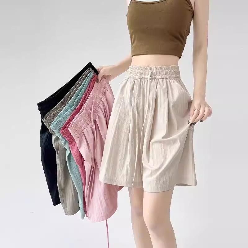 Ice Silk Wide-leg Yamamoto Shorts for Women's Outer Wear, Breathable, Loose and Casual Without Curling Edges, High Waist and High Elasticity