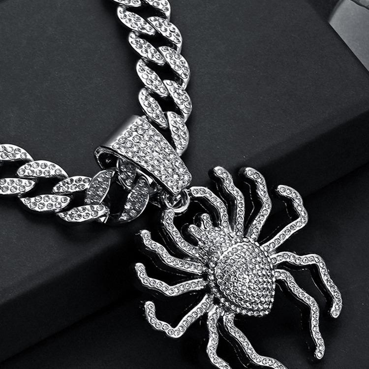European and American Punk Trend Three-dimensional Large Spider Pendant Necklace Hip-hop Street Dance Diamond-encrusted Cuban Chain Men's Accessories