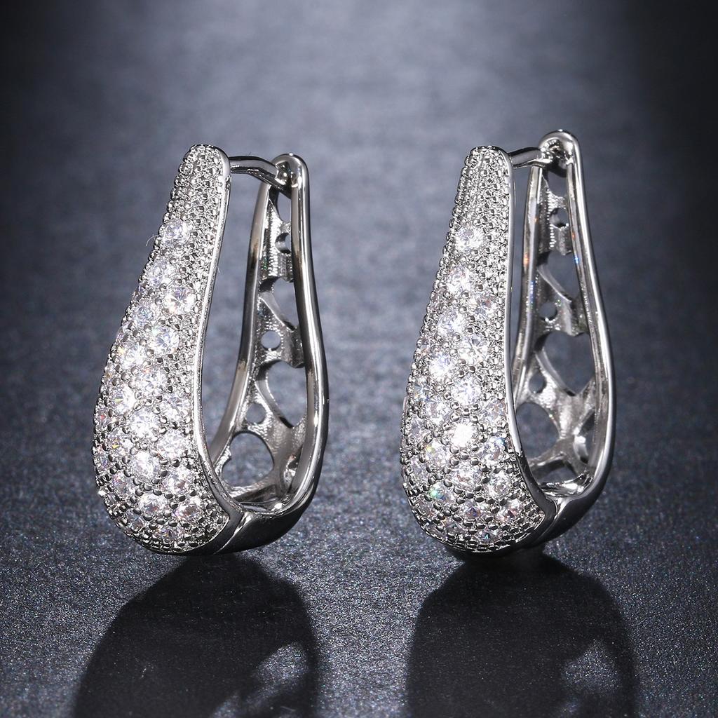Delicate Double Layered Zircon Tiny Hoop Earrings For Women Stylish Graceful Cubic Zirconia Ear Cuff Statement Bridal Jewelry