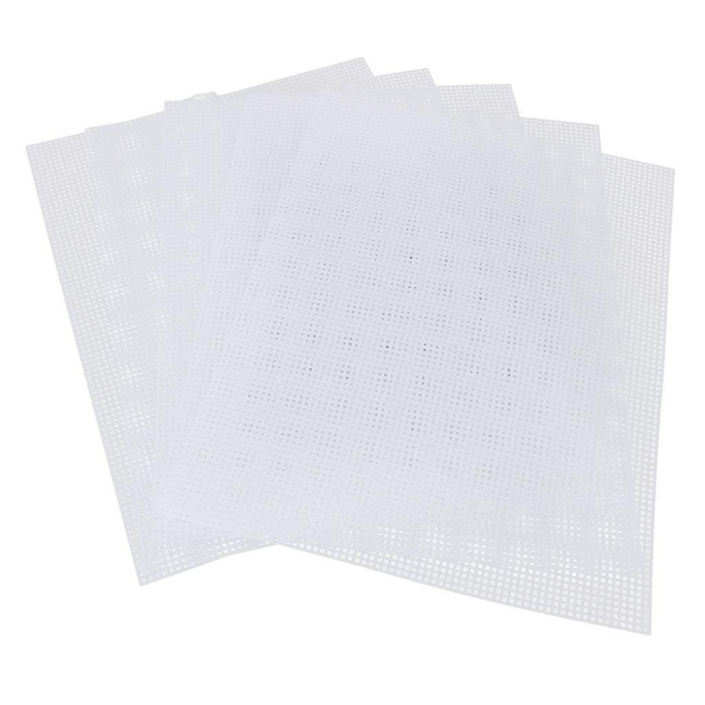 5 Pcs Plastic Mesh Canvas Sheet 7 Count 33.5x26cm White Plastic Canvas Eye Mesh with 4 Knitting Needles
