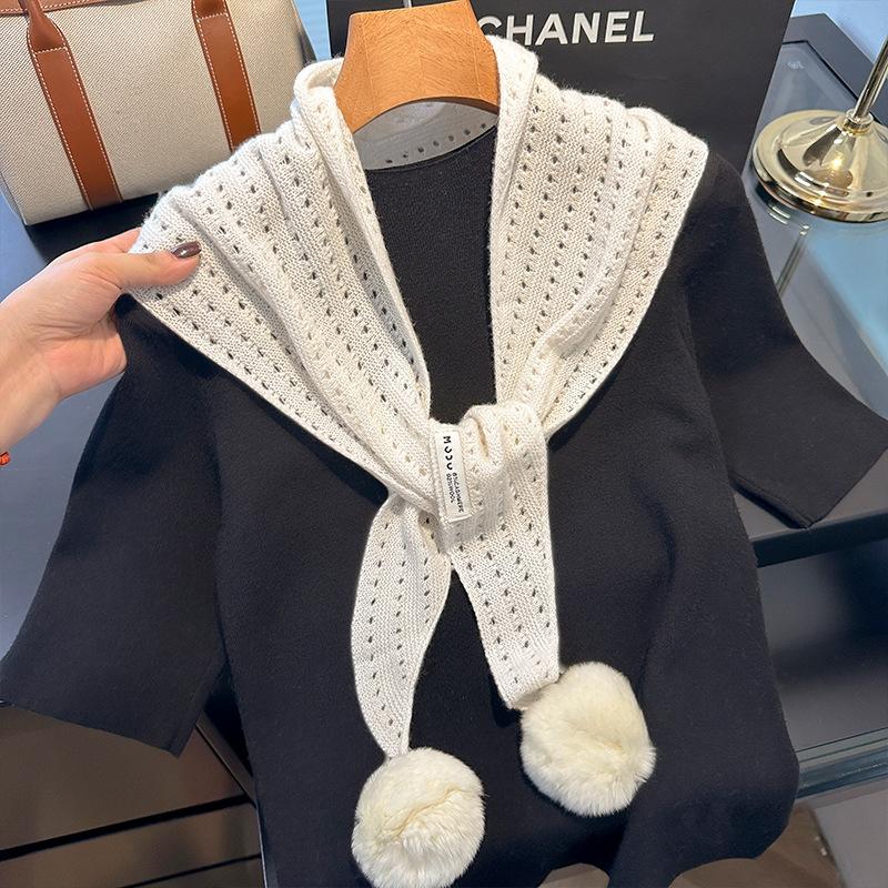 British Korean Triangle Scarf With Ball Niche 100% Wool Scarf Women Headscarf Knitted Scarf Multi-functional Warm Winter Scarf