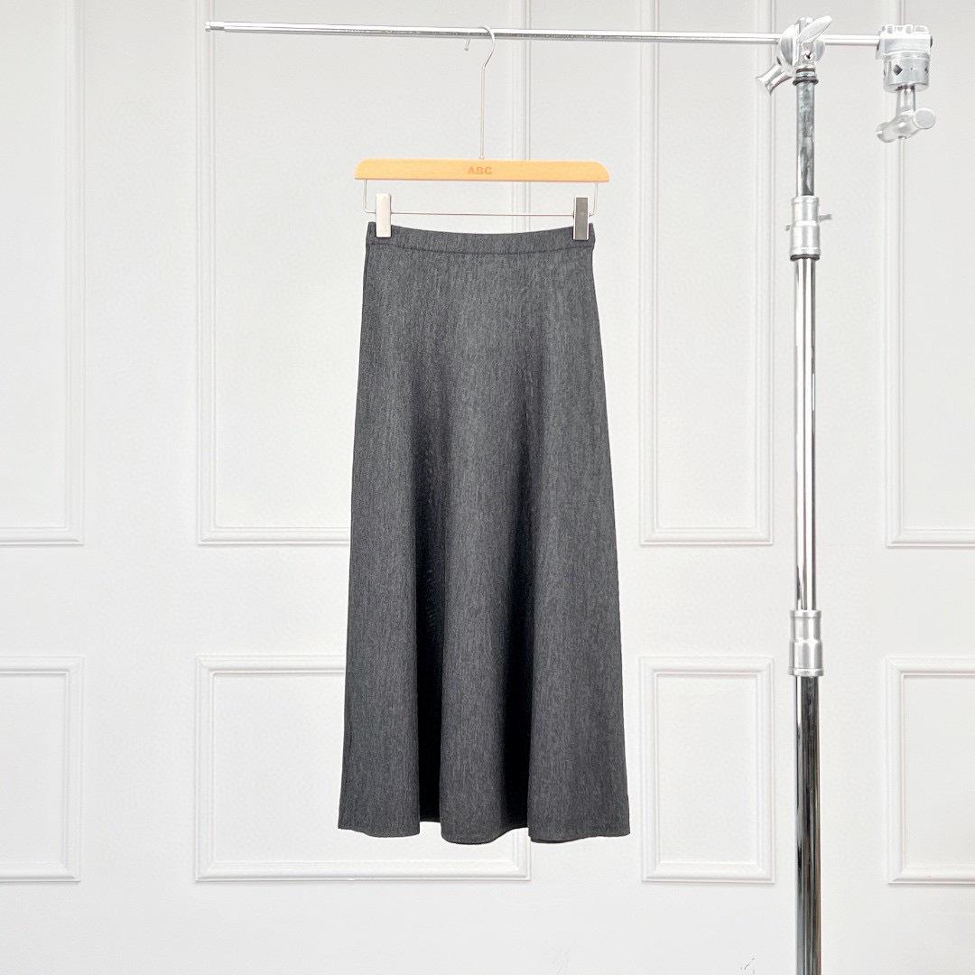 

Black Label Women s A-Line Knitted Midi Skirt, Elastic Waist, Yangtze Yarn 2-Ply 48s Wool, Black Grey Small сірий