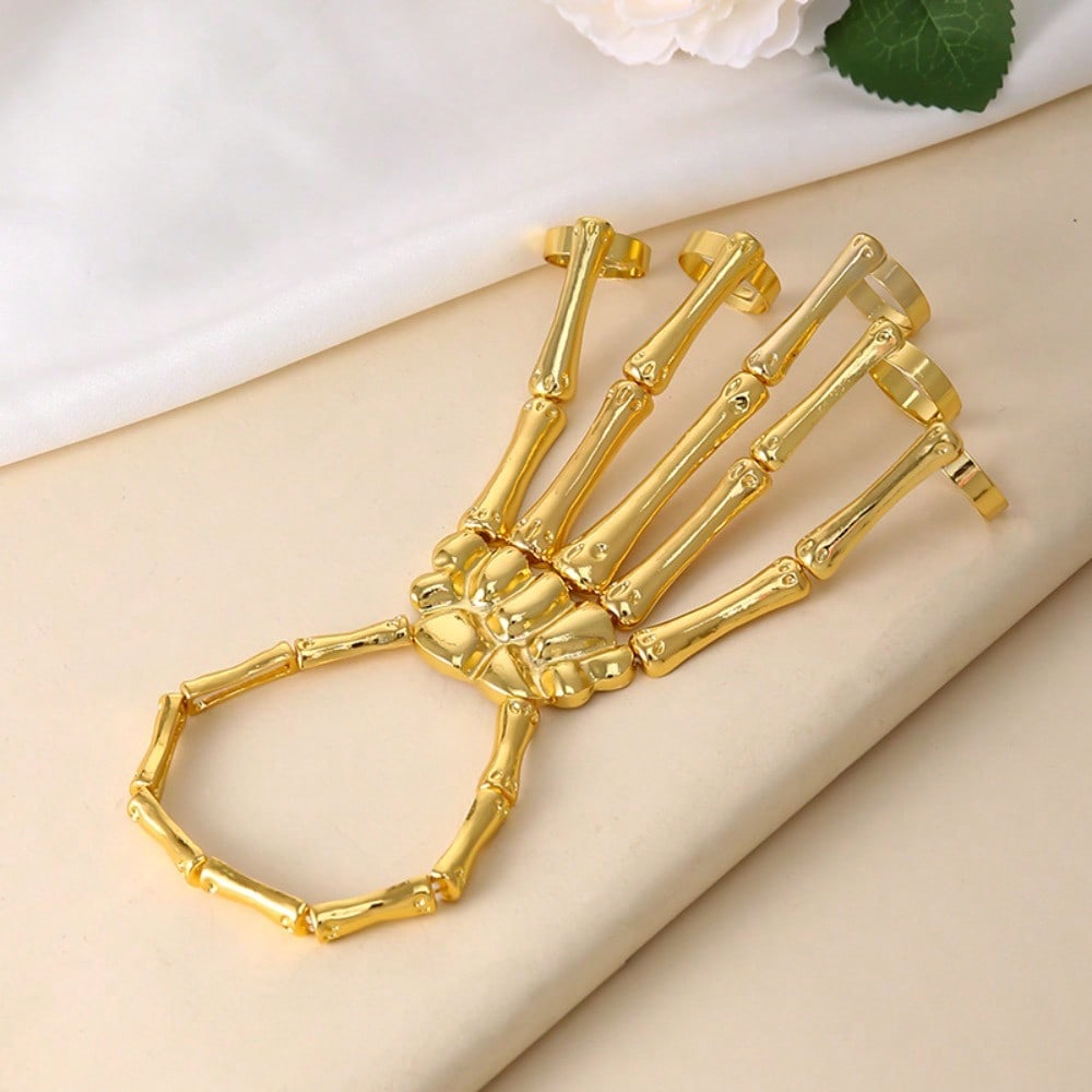 Europese en Amerikaanse Nieuwe Sieraden Mode Persoonlijkheid Punk Schedel Hand Bot Veelzijdige Vijfvingerige Ring Armband Verstelbare Geïntegreerde Ketting 1pcs beige