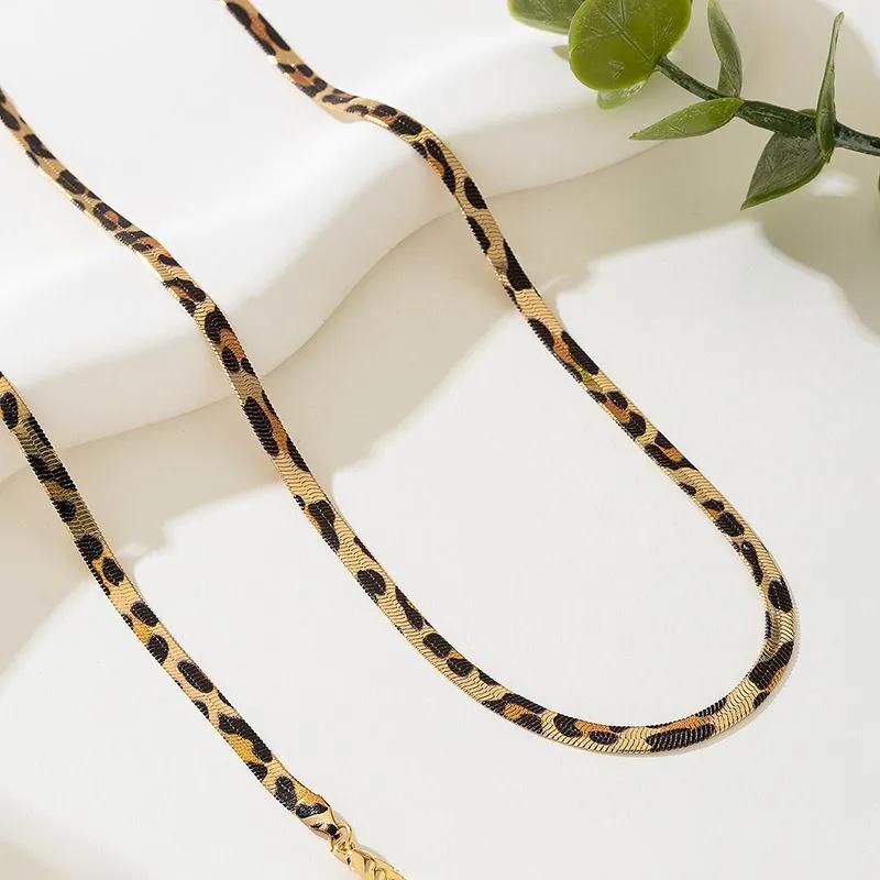 Fashionable And Personalized Metal Geometric Leopard Print Circle Women's Necklace Bracelet Jewelry Set