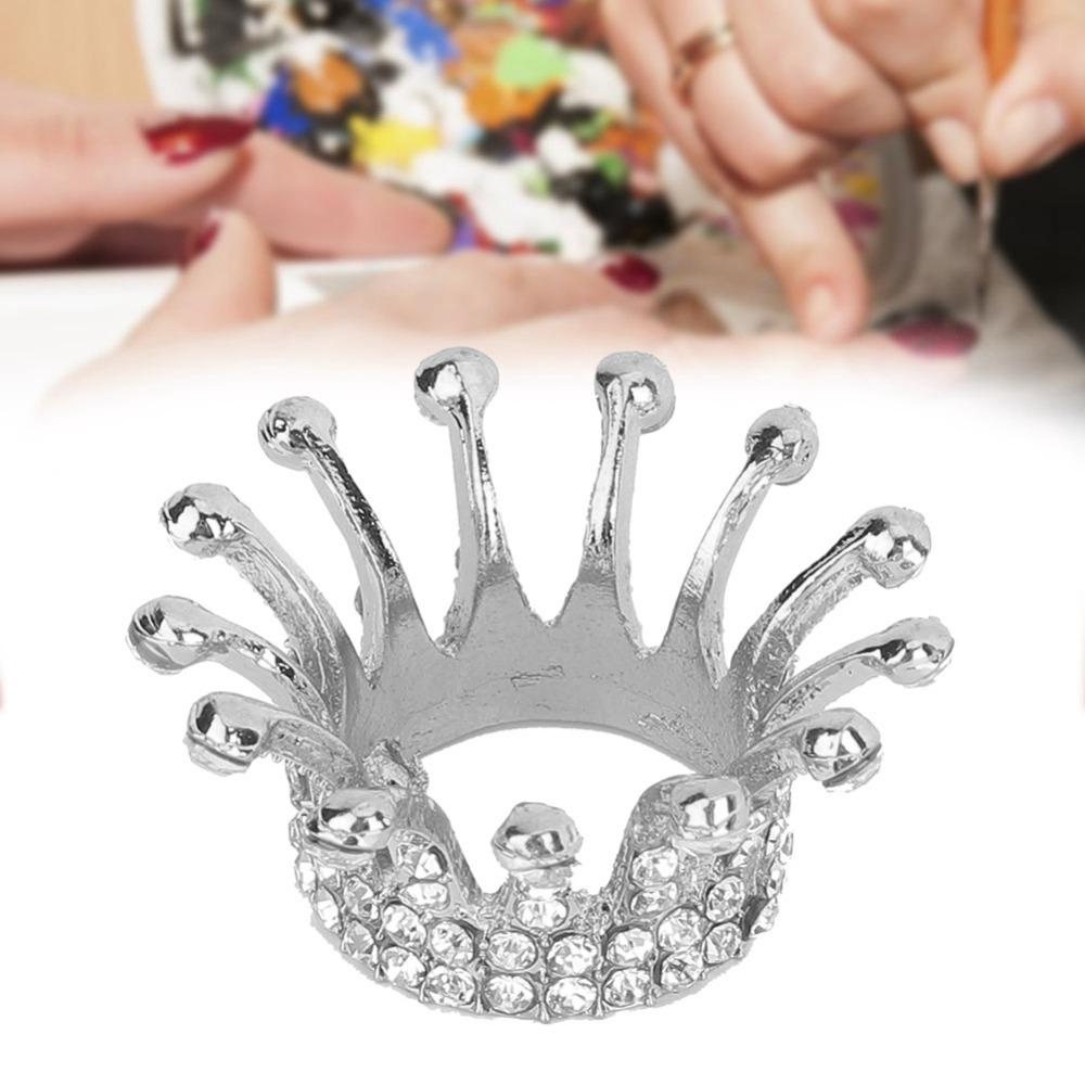 Gilt Painted Crown Design Nail Art Brush Holder Alloy Rhinestone Manicure Tool Rack Home Use