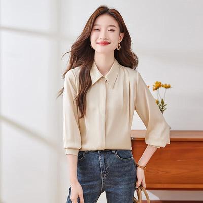 Damen-Bluse mit französischem Kragen und langen Ärmeln