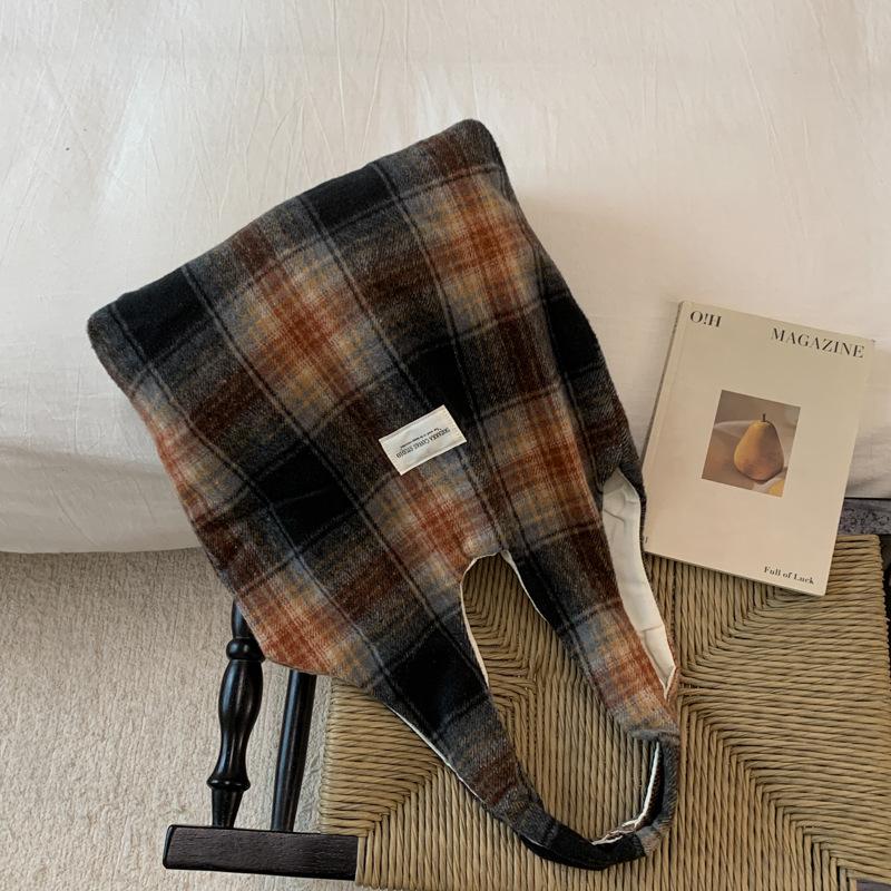 Casual large-capacity canvas bag women's 2025 new lightweight and versatile commuter shoulder underarm bag fashionable tote bag